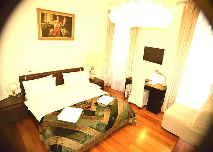 Humaholiday Guest house *