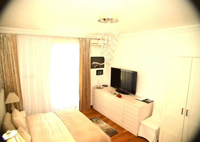 Humaholiday Guest house *